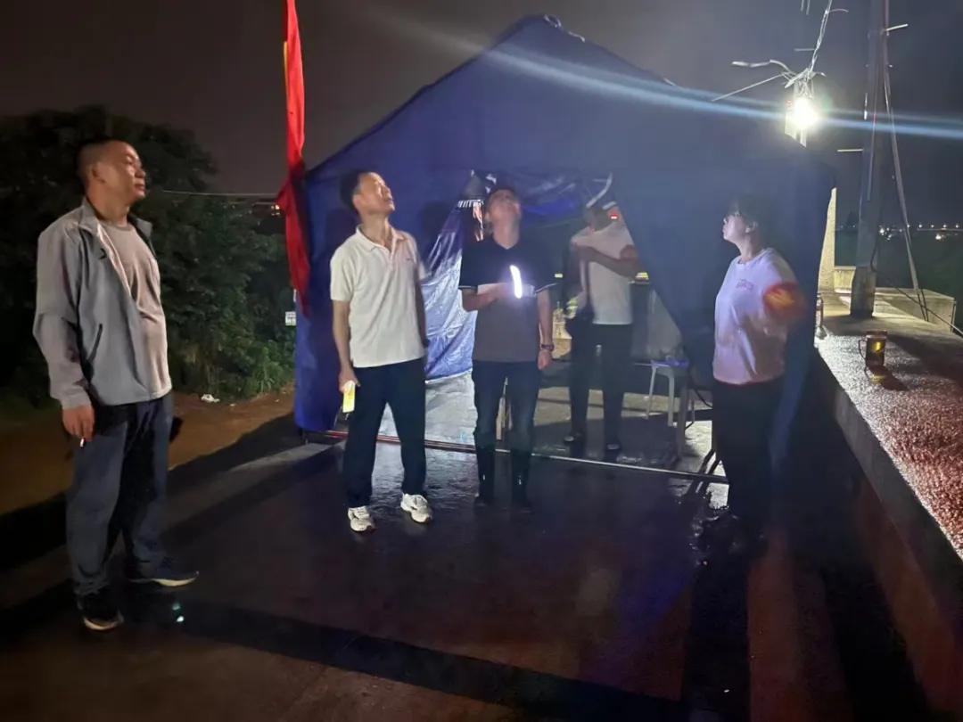 &ldquo;文&rdquo;汛而动，全力筑牢&ldquo;安全堤&rdquo; &mdash;&mdash;市环球360官网集团防汛在行动