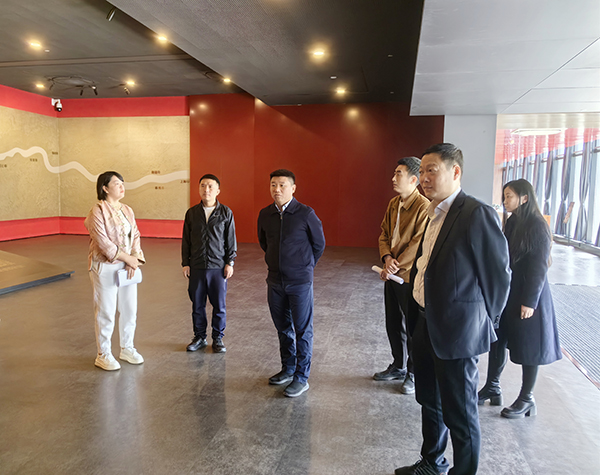 市国控集团党委书记、董事长张志坚一行 督导查抄创文工作
